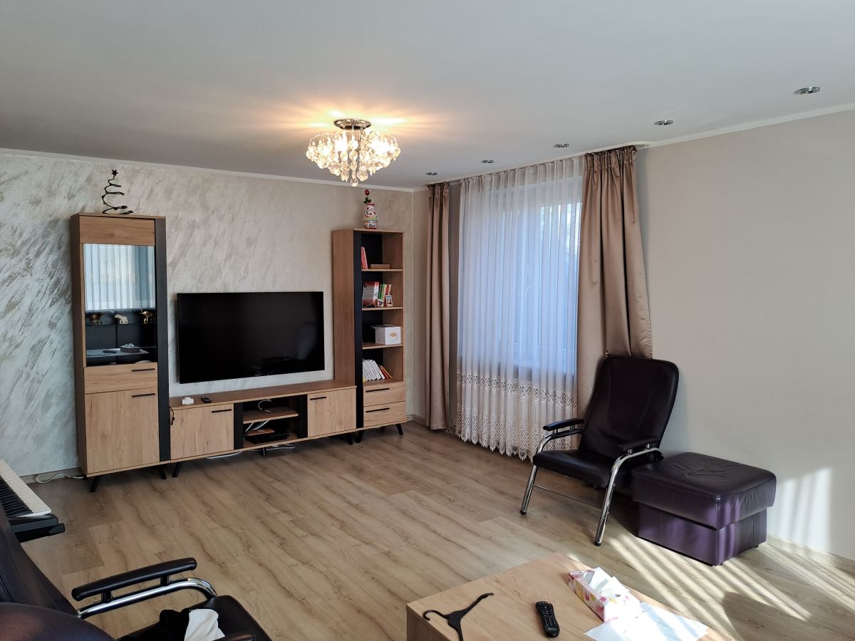 dom wolnostojący, 7 pokoi Jesionka