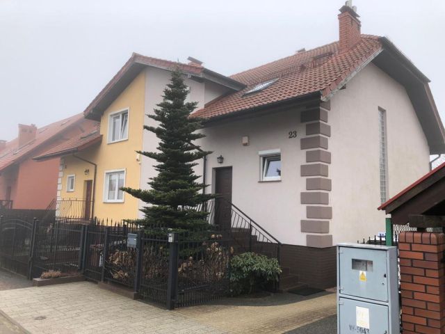 bliźniak, 4 pokoje Gdańsk Kokoszki, ul. Irysowa. Zdjęcie 1