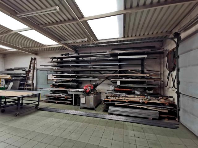 Hala/magazyn Kuźnia Raciborska. Zdjęcie 9