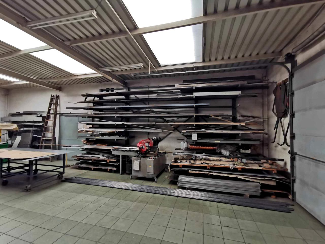 Hala/magazyn Kuźnia Raciborska. Zdjęcie 9