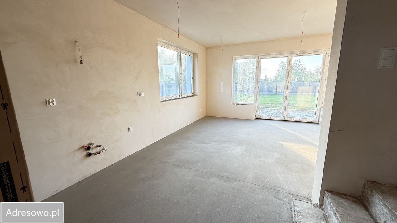 bliźniak, 5 pokoi Krępice. Zdjęcie 3