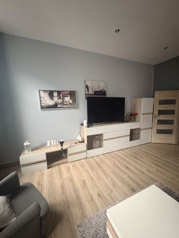 Mieszkanie 2-pokojowe Gliwice Śródmieście, ul. Dworcowa. Zdjęcie 1