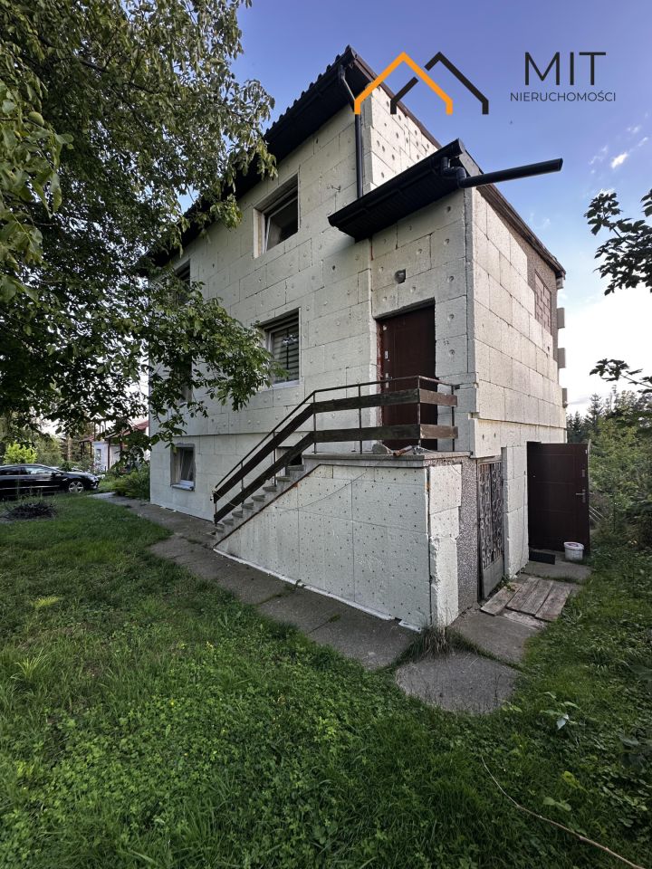 dom wolnostojący, 8 pokoi Rzeszów Baranówka, ul. Zwięczycka