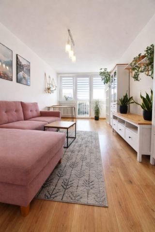 Mieszkanie 3-pokojowe Jelenia Góra, ul. Obrońców Westerplatte. Zdjęcie 5