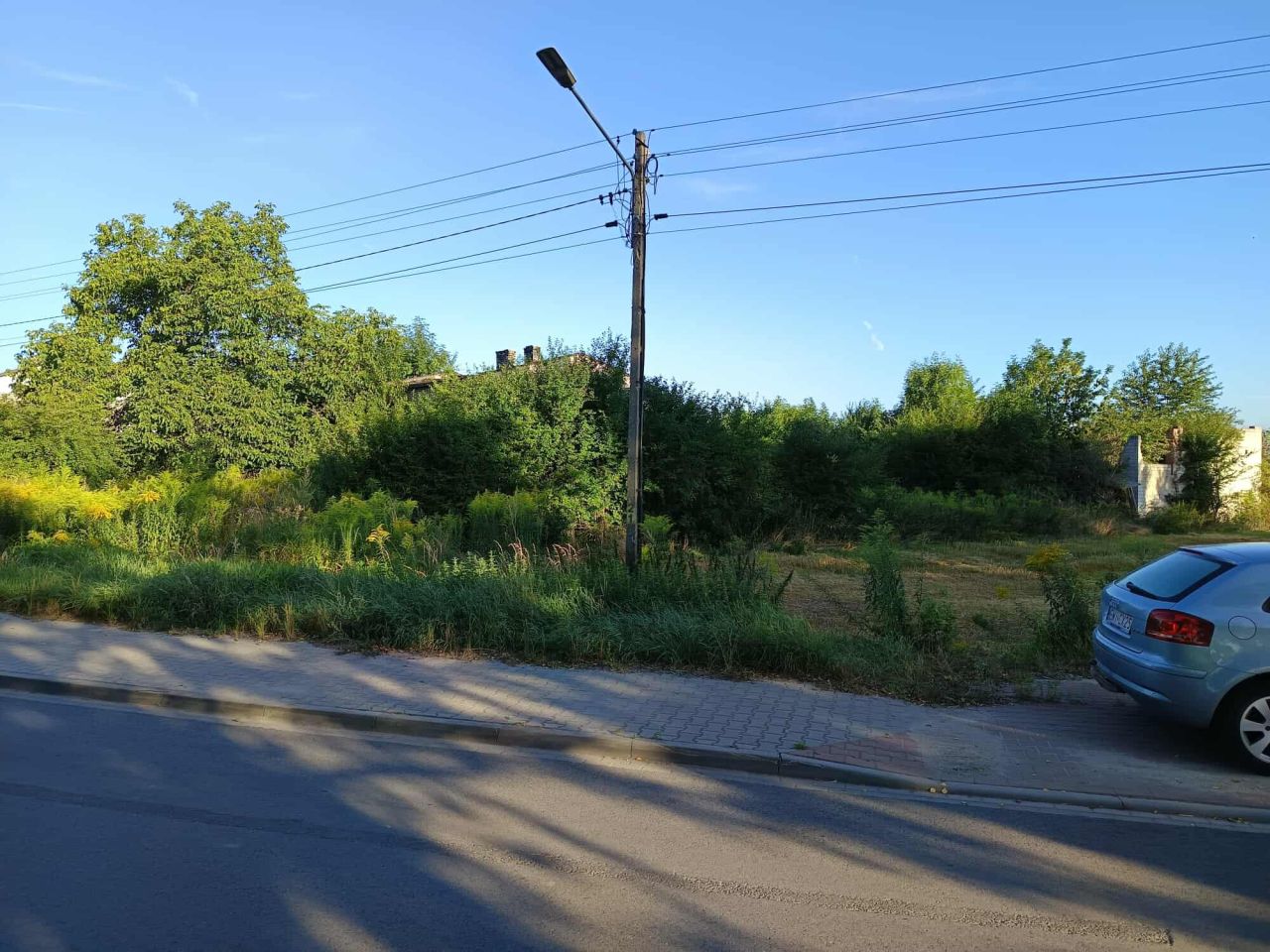 dom wolnostojący Wieluń, ul. Polskiej Organizacji Wojskowej. Zdjęcie 5