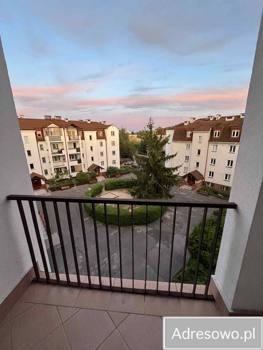 Mieszkanie 4-pokojowe Warszawa Ursynów, ul. Witolda Zawadowskiego. Zdjęcie 4