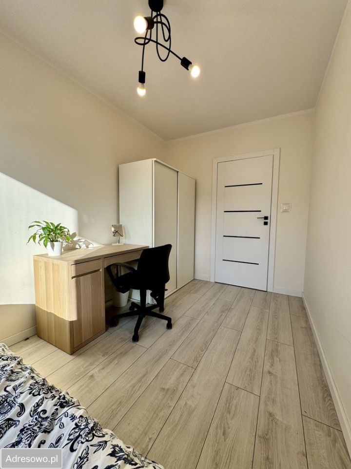 Mieszkanie 3-pokojowe Wrocław Oporów, ul. Władysława Chachaja. Zdjęcie 13