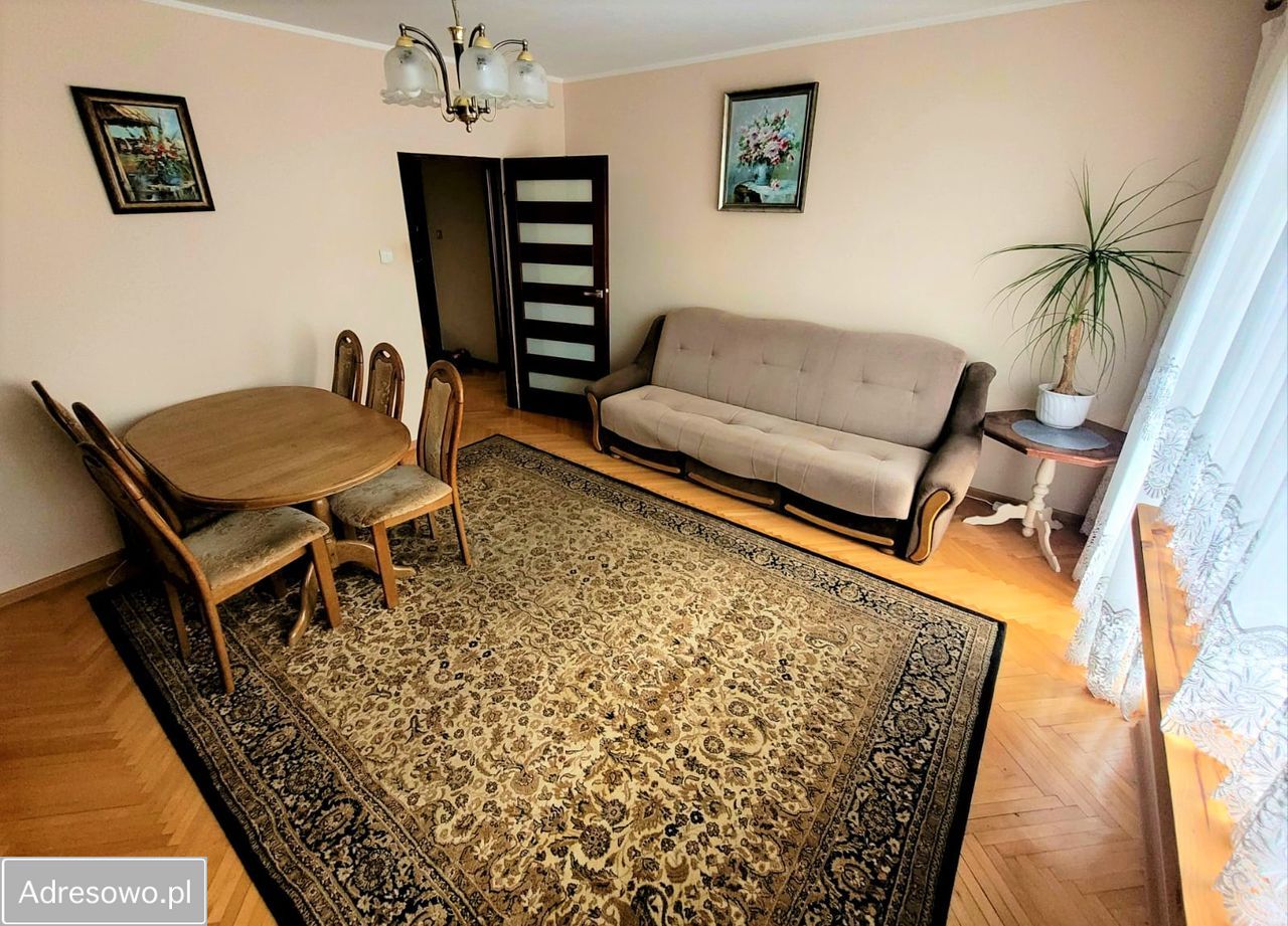 Mieszkanie 3-pokojowe Gdynia Karwiny, ul. Konstantego Ildefonsa Gałczyńskiego. Zdjęcie 1