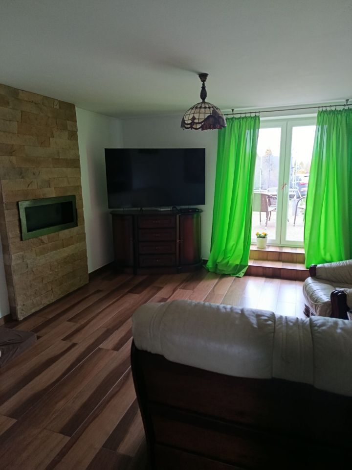 Mieszkanie 4-pokojowe Włoszczowa, ul. Wiejska. Zdjęcie 2