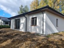 dom wolnostojący, 4 pokoje Biskupice, ul. Jodłowa. Zdjęcie 2