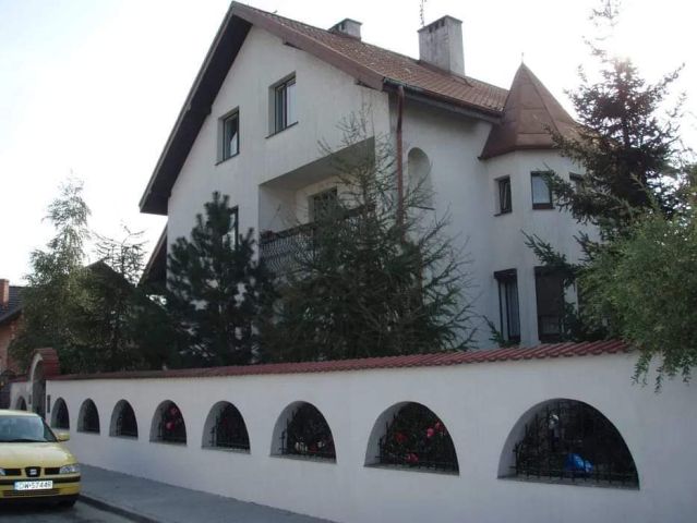 dom wolnostojący, 9 pokoi Wrocław Krzyki, ul. Myszkowska. Zdjęcie 1