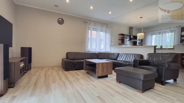 dom wolnostojący, 5 pokoi Jaktorów. Zdjęcie 3