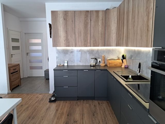 Mieszkanie 3-pokojowe Złotniki. Zdjęcie 4