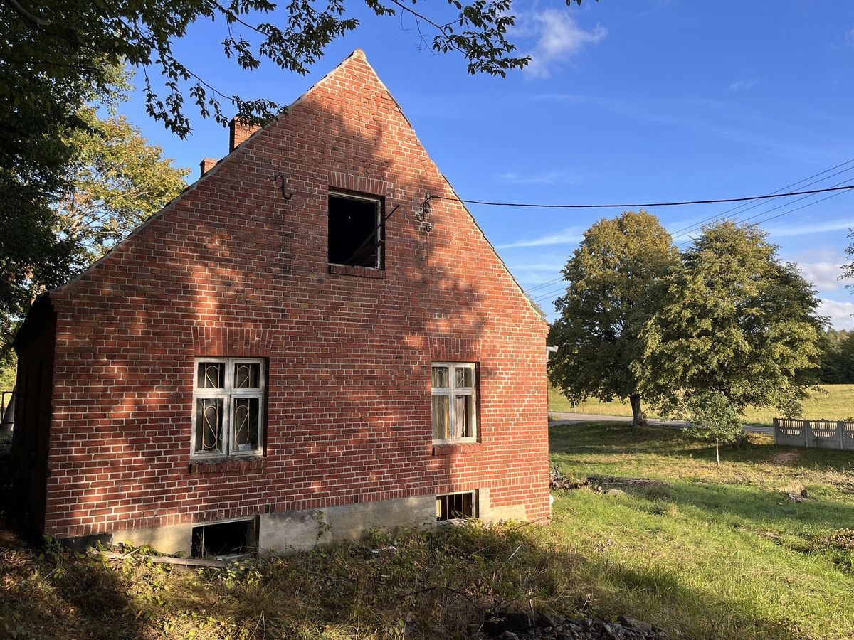 dom wolnostojący, 6 pokoi Gromadzin. Zdjęcie 2