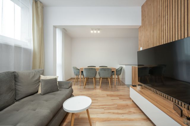 Mieszkanie 2-pokojowe Łódź Dąbrowa, rondo Władysława Broniewskiego. Zdjęcie 2