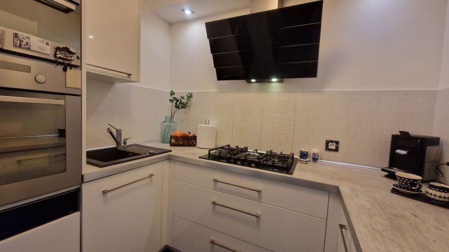 bliźniak, 5 pokoi Suchy Dwór. Zdjęcie 14