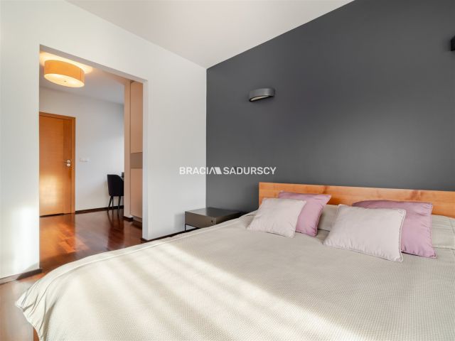 dom wolnostojący, 6 pokoi Kraków Dębniki, ul. Kozienicka. Zdjęcie 38