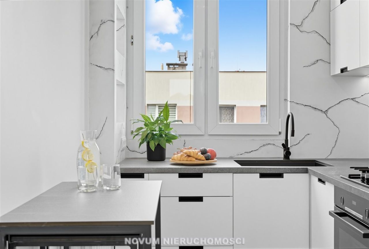 Mieszkanie 3-pokojowe Tarnowskie Góry. Zdjęcie 2