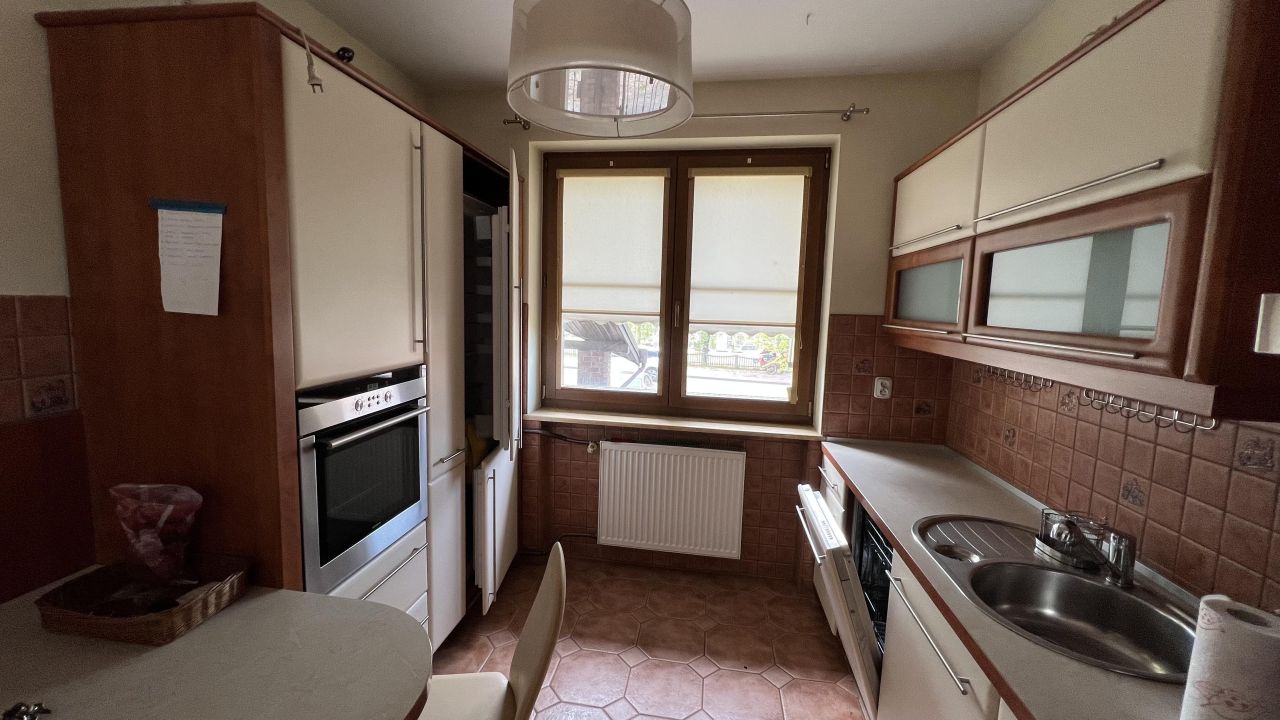 dom wolnostojący, 5 pokoi Wieluń, ul. Lipowa. Zdjęcie 10