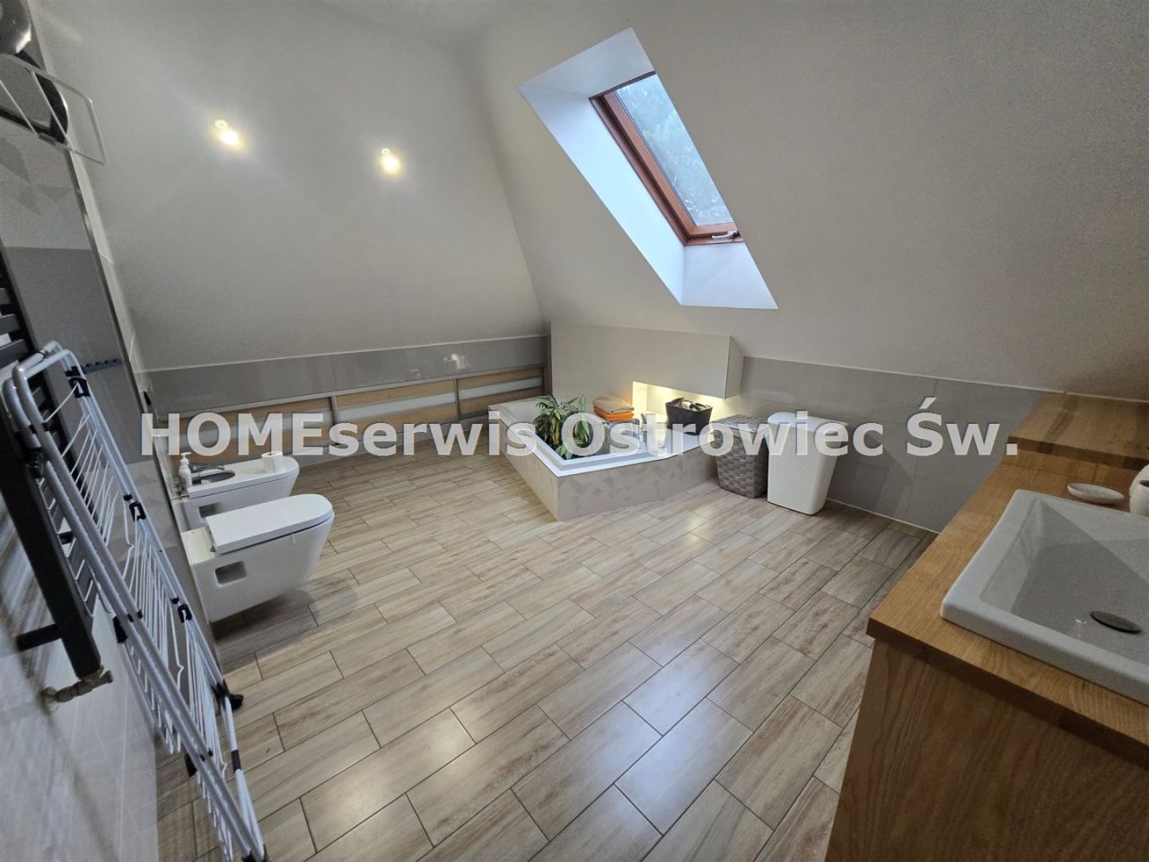 dom wolnostojący, 5 pokoi Ostrowiec Świętokrzyski Gutwin. Zdjęcie 29