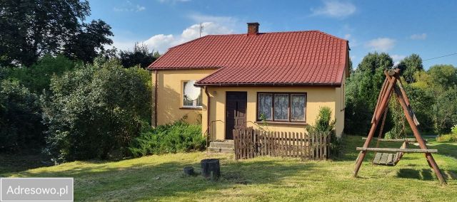dom wolnostojący, 3 pokoje Żuków Pierwszy. Zdjęcie 1