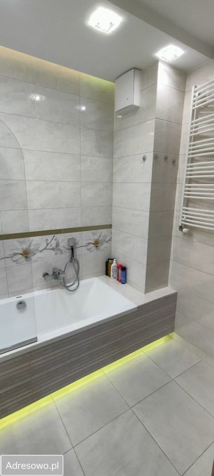 Mieszkanie 3-pokojowe Gdynia Obłuże, ul. Boisko. Zdjęcie 2