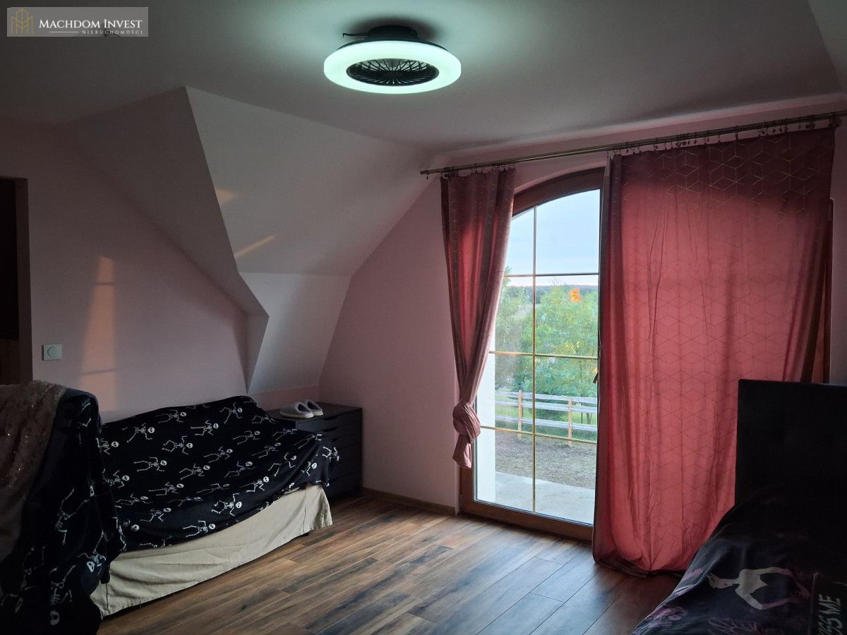dom wolnostojący, 5 pokoi Gulbiny. Zdjęcie 16