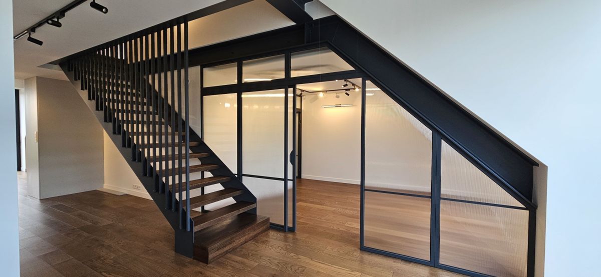 Mieszkanie 4-pokojowe Biestrzyków. Zdjęcie 9