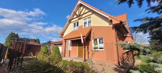dom wolnostojący Murowaniec, ul. Gawronia. Zdjęcie 1