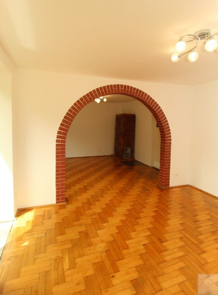 dom wolnostojący, 10 pokoi Łętownia. Zdjęcie 12