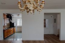 dom wolnostojący, 3 pokoje Stare Miasto. Zdjęcie 4