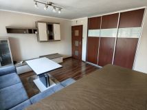 Mieszkanie 3-pokojowe Giżycko, Aleja 1go Maja. Zdjęcie 2