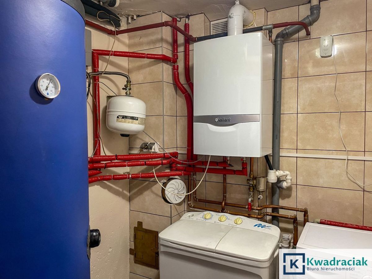 dom wolnostojący, 5 pokoi Besko, ul. Wiejska. Zdjęcie 32