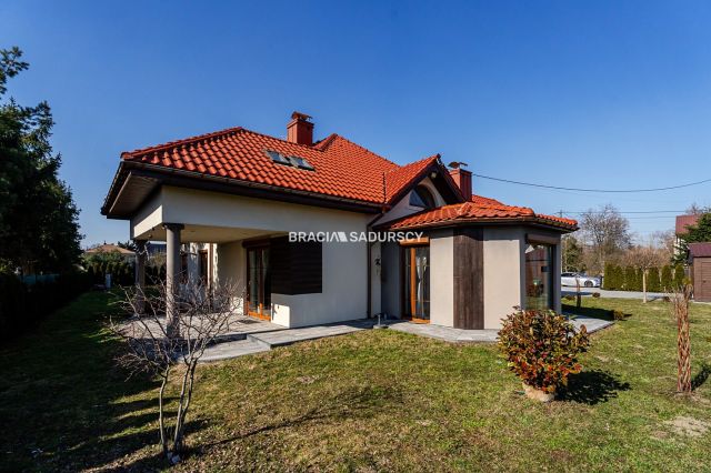 dom wolnostojący, 6 pokoi Wietrzychowice. Zdjęcie 31