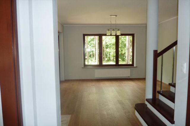 dom wolnostojący, 5 pokoi Legionowo. Zdjęcie 8