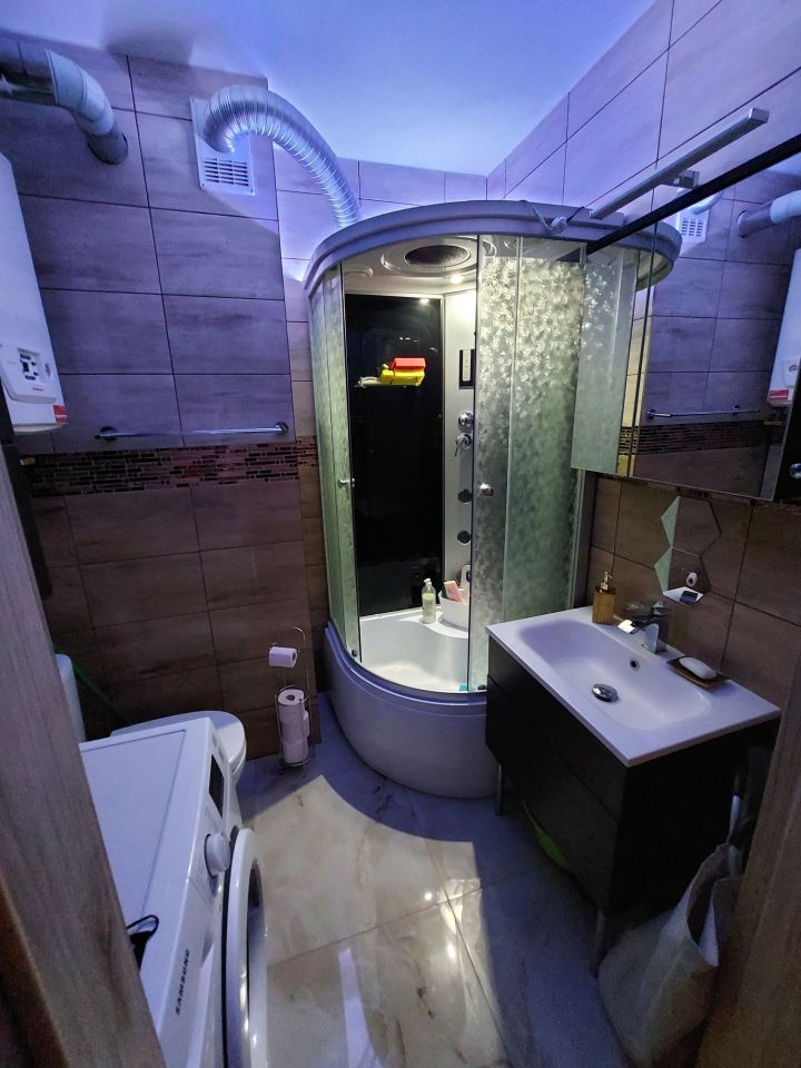 Mieszkanie 4-pokojowe Jarocin. Zdjęcie 4