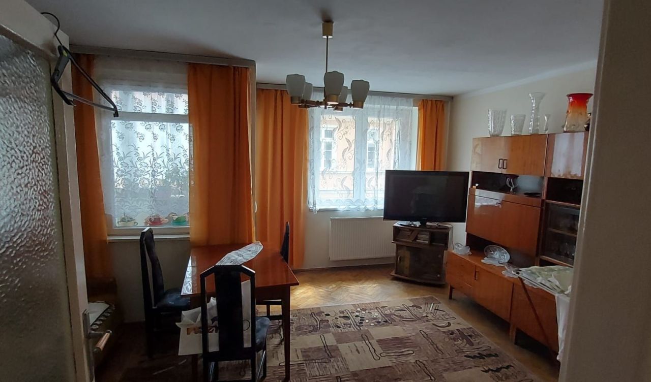 Mieszkanie 2-pokojowe Oleśnica, rynek Rynek. Zdjęcie 3