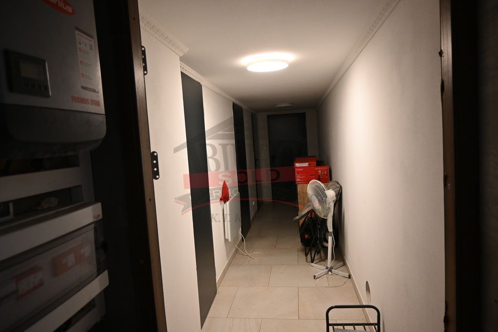 dom wolnostojący, 8 pokoi Chrząstowice. Zdjęcie 2