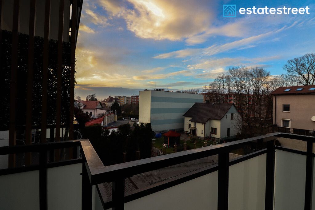 Mieszkanie 3-pokojowe Czechowice-Dziedzice, ul. Wesoła. Zdjęcie 8