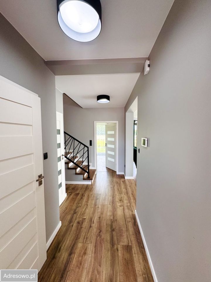 dom wolnostojący Bratkowice. Zdjęcie 12