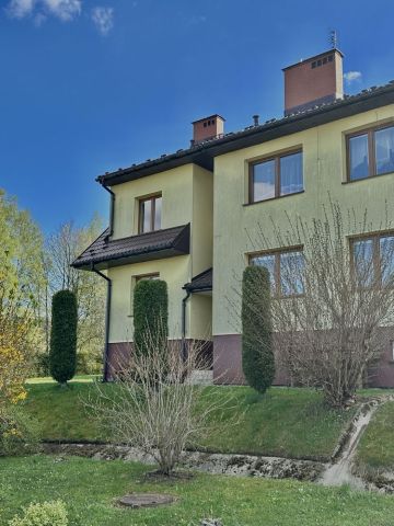 dom szeregowy, 3 pokoje Kielce. Zdjęcie 1