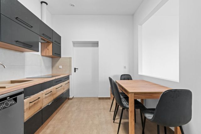 Lokal Jelcz-Laskowice, ul. Oleśnicka. Zdjęcie 3