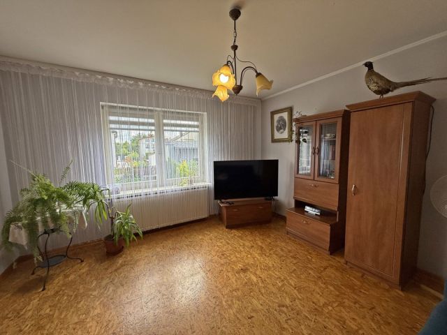 dom wolnostojący, 9 pokoi Kozłów Biskupi, ul. Złota. Zdjęcie 11