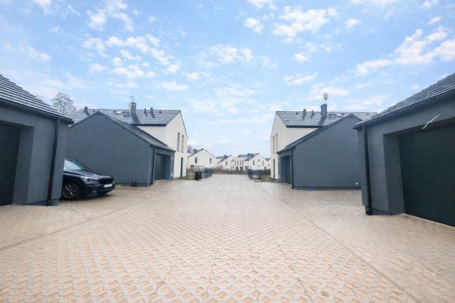 dom wolnostojący, 5 pokoi Dobra. Zdjęcie 3