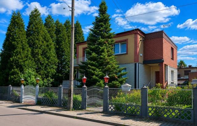 dom wolnostojący, 6 pokoi Tarnowskie Góry Strzybnica, ul. Wojciecha Kossaka. Zdjęcie 1