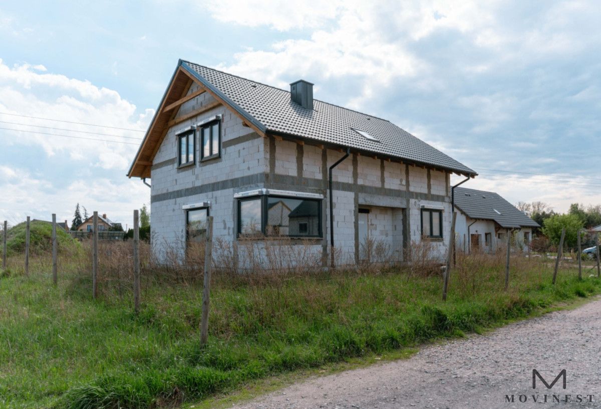 dom wolnostojący, 5 pokoi Mogilno, ul. 17 Maja. Zdjęcie 2