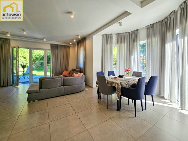 dom wolnostojący, 6 pokoi Janowiec. Zdjęcie 8