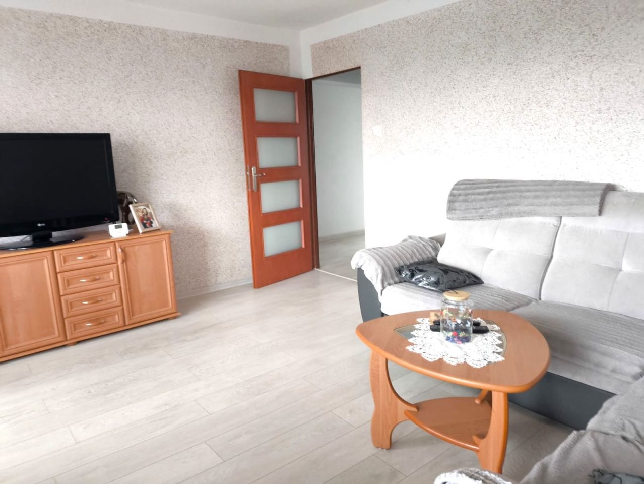 Mieszkanie 3-pokojowe Unin. Zdjęcie 8