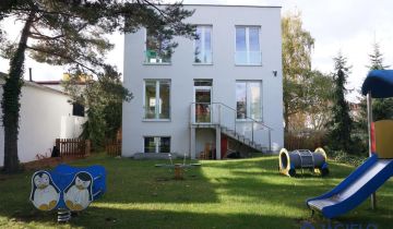 dom wolnostojący, 11 pokoi Warszawa Wilanów, ul. Rumiana