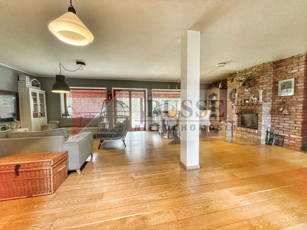 dom wolnostojący, 7 pokoi Trzeszczyn. Zdjęcie 8